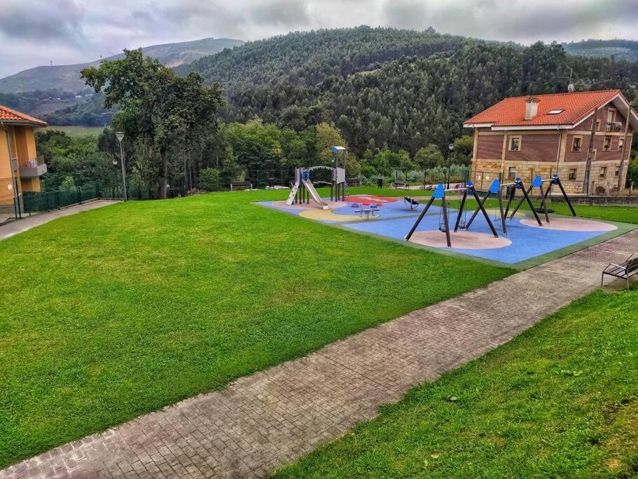 Hoja De Arce - Apartamento Rural Кастро-Урдіалес Екстер'єр фото